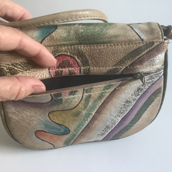 Sam Sam Vintage Genuine Leather Hand Painted Crossbody Bag - Picture 6 of 16